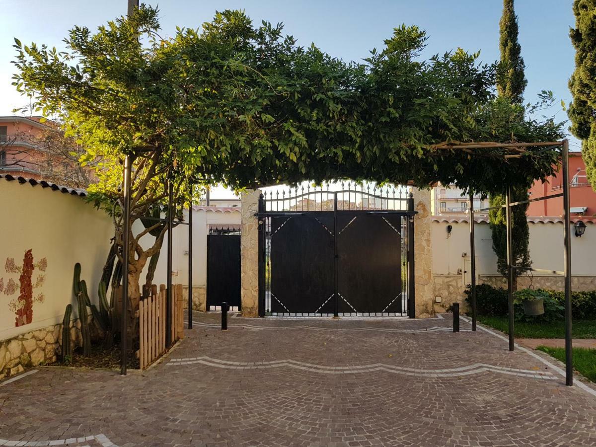 Tabor 1 Garden & Parking Lejlighed Napoli Eksteriør billede